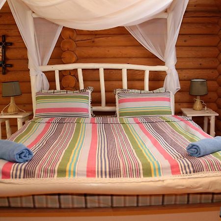 Boutigue Hotel Nebesa Chimgan Kültér fotó