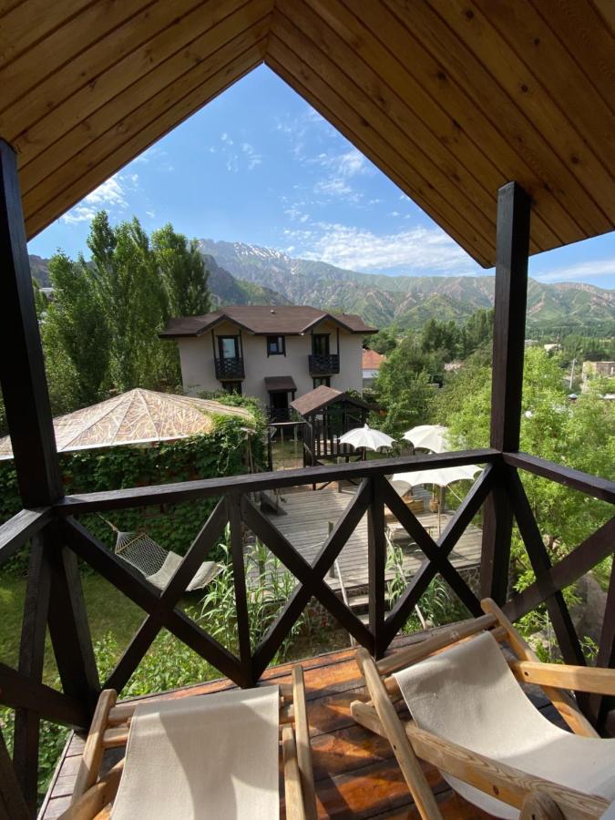 Boutigue Hotel Nebesa Chimgan Kültér fotó