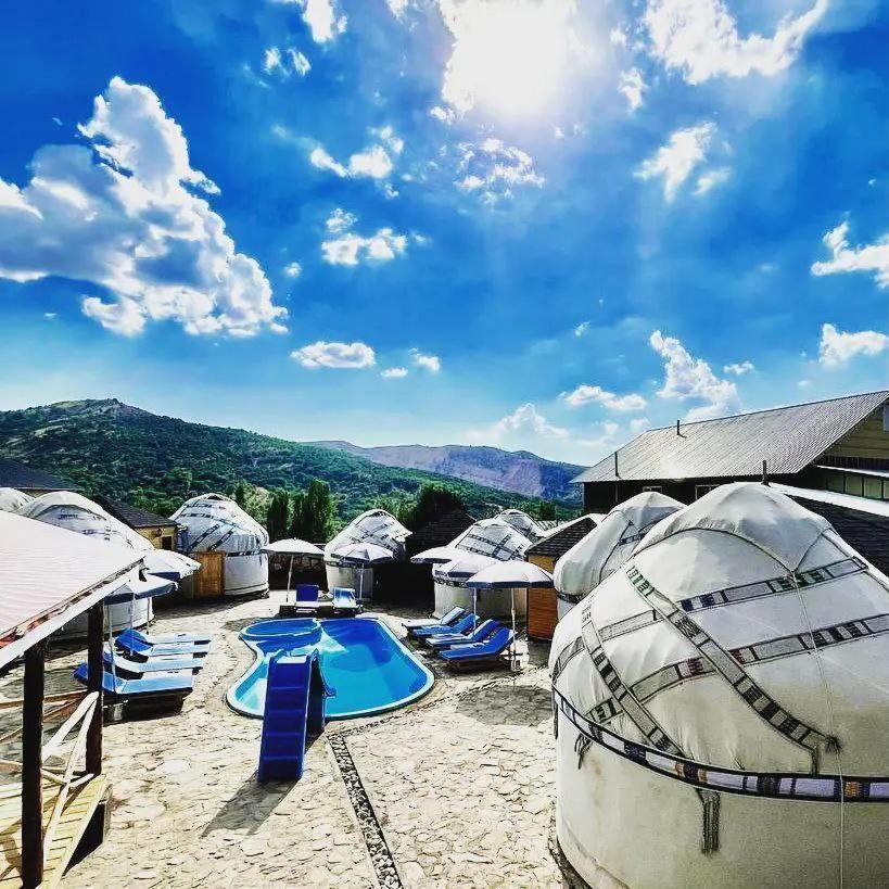 Boutigue Hotel Nebesa Chimgan Kültér fotó